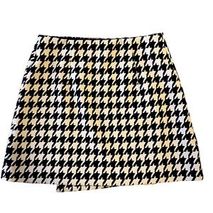 A-Line Mini Houndstooth Skirt